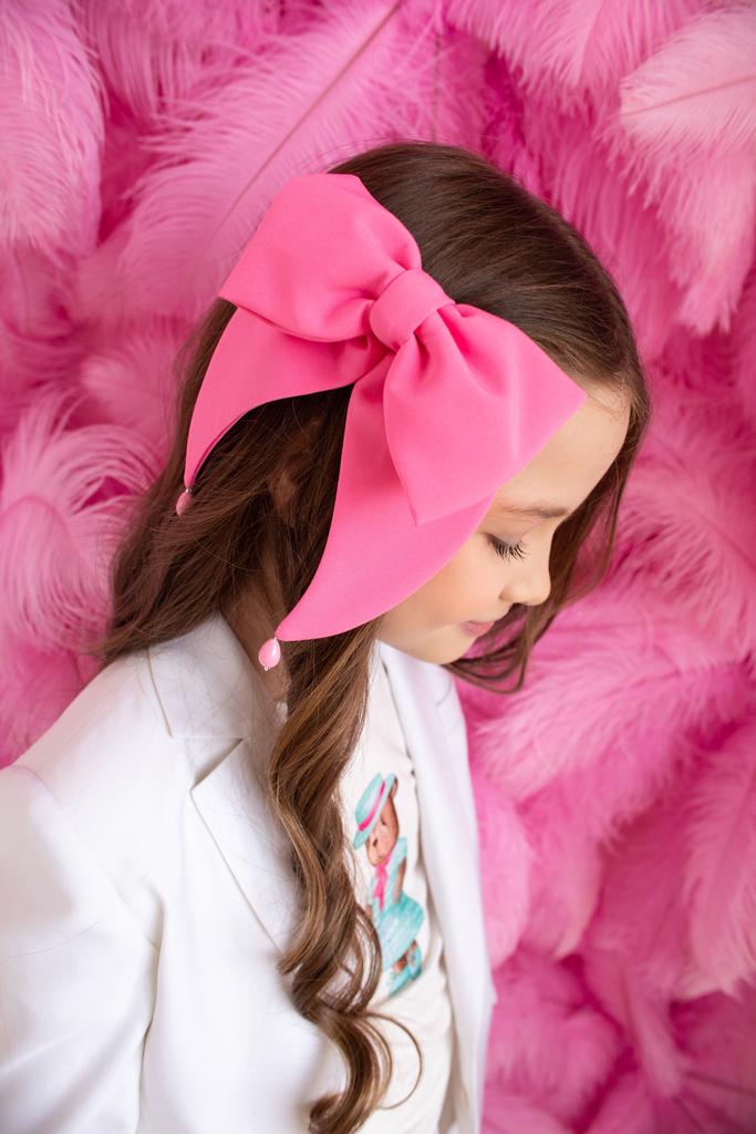 Бант на заколке «Lovely » с бусинами цвет: ярко-розовый