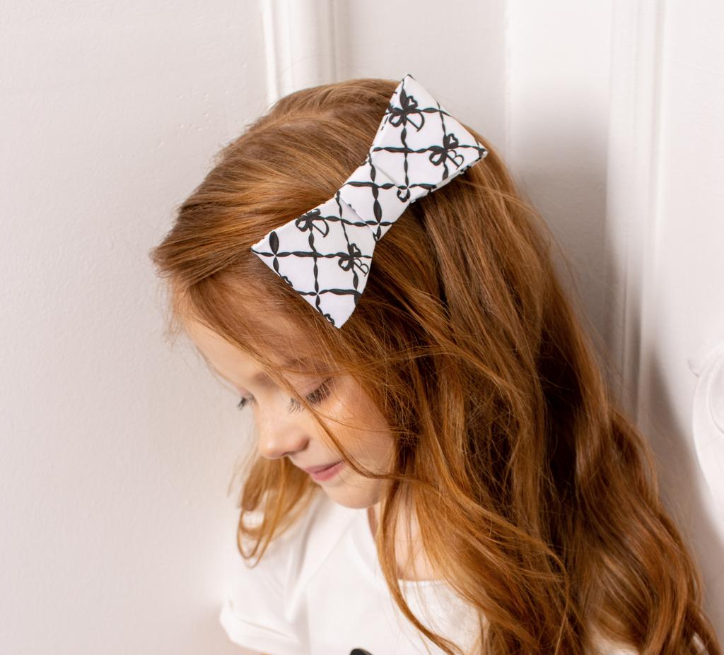 Бант на заколке "Betty Dava" цвет: белый/черный