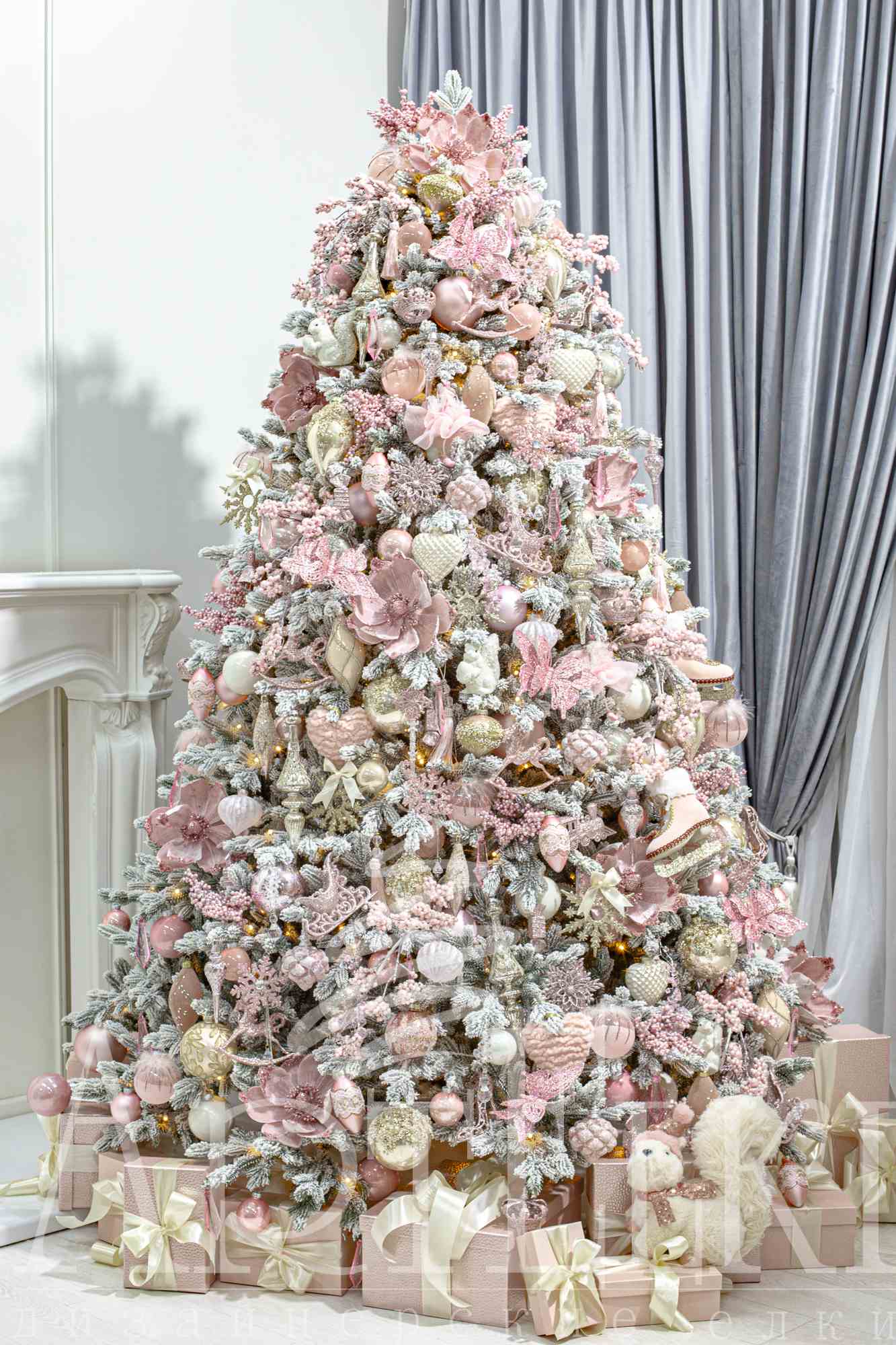 Елка "Три орешка для Золушки"