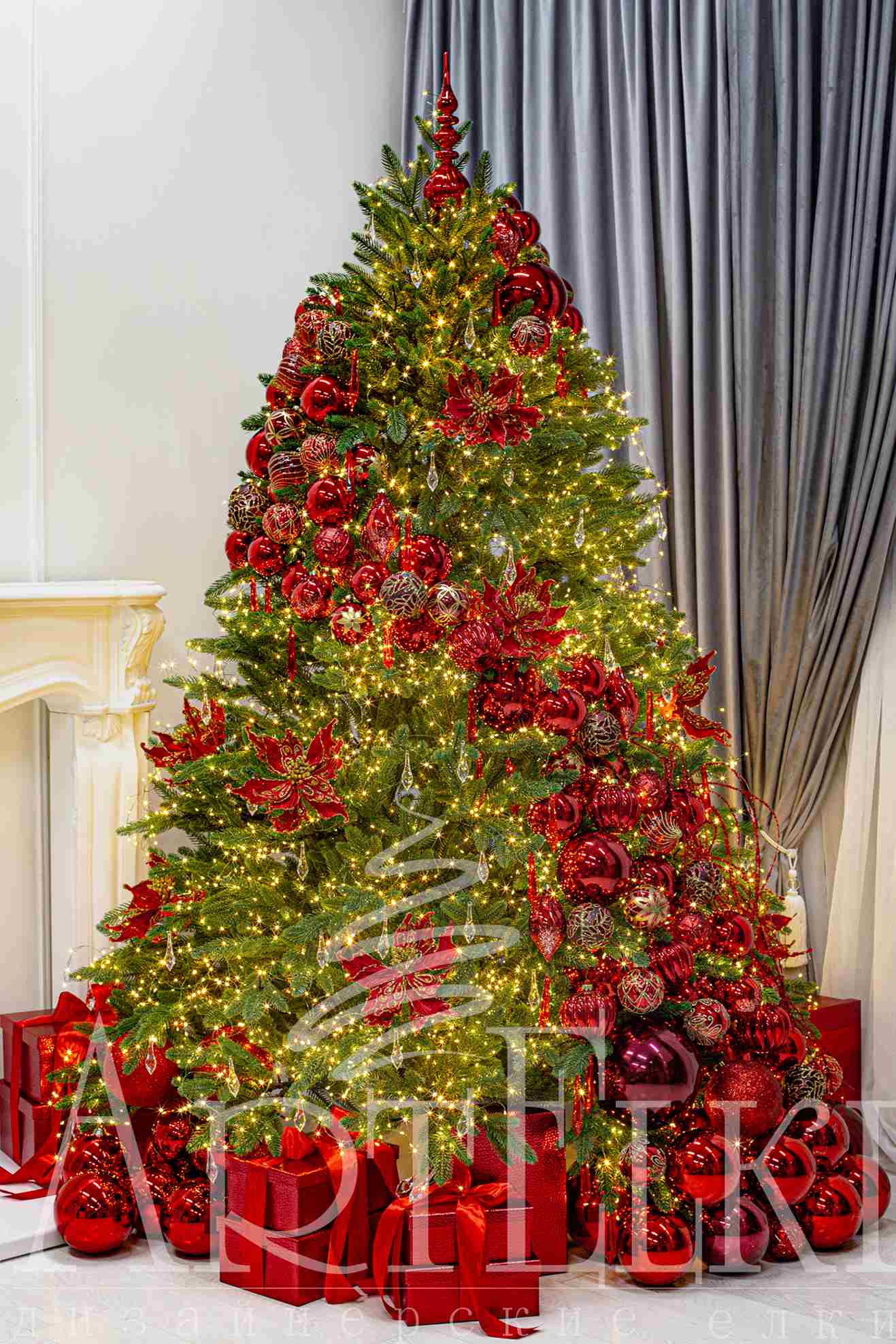 Елка "Огни Москвы"