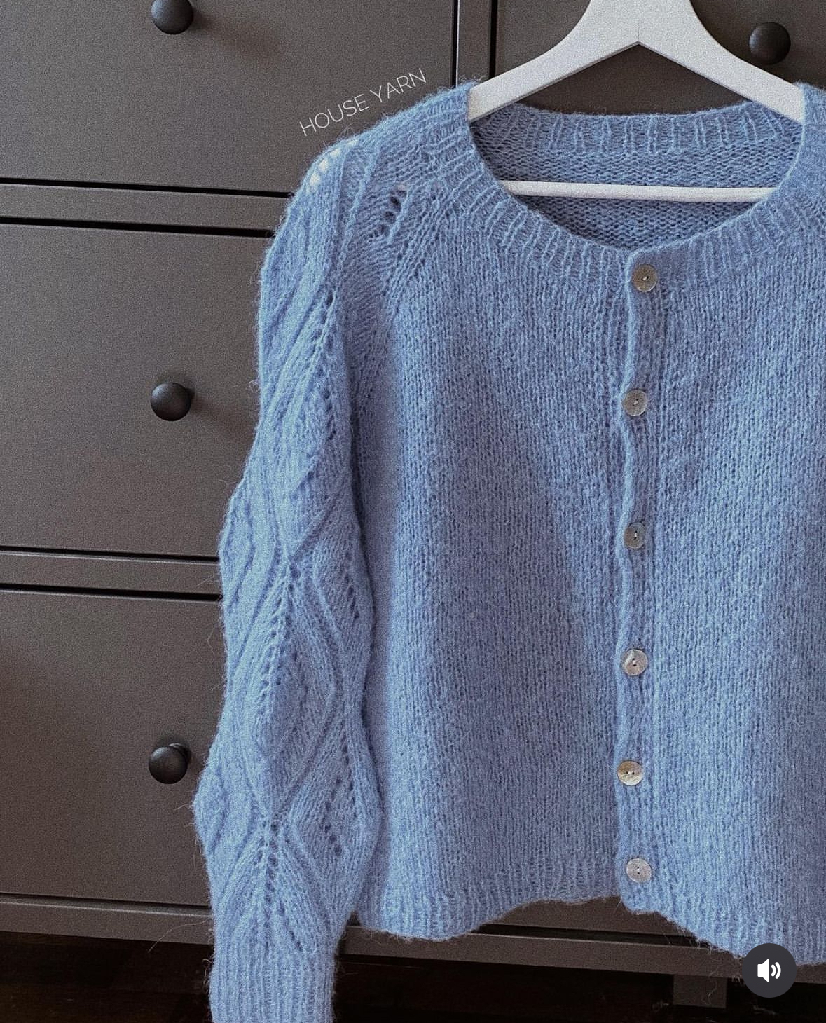 Описание Кофточка Barcelona