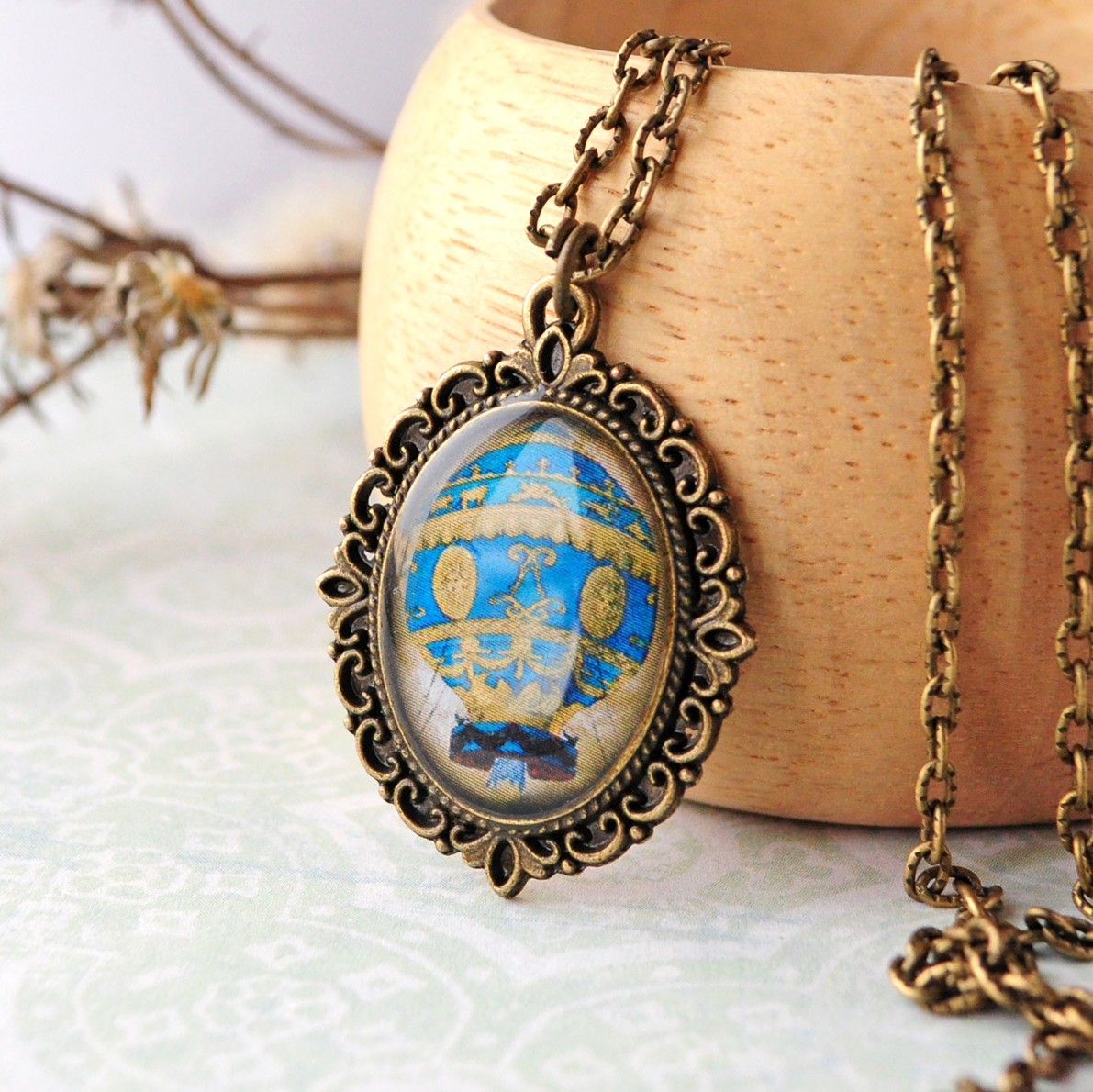 Воздушный шар бирюзовый - винтажный кулон на длинной цепочке