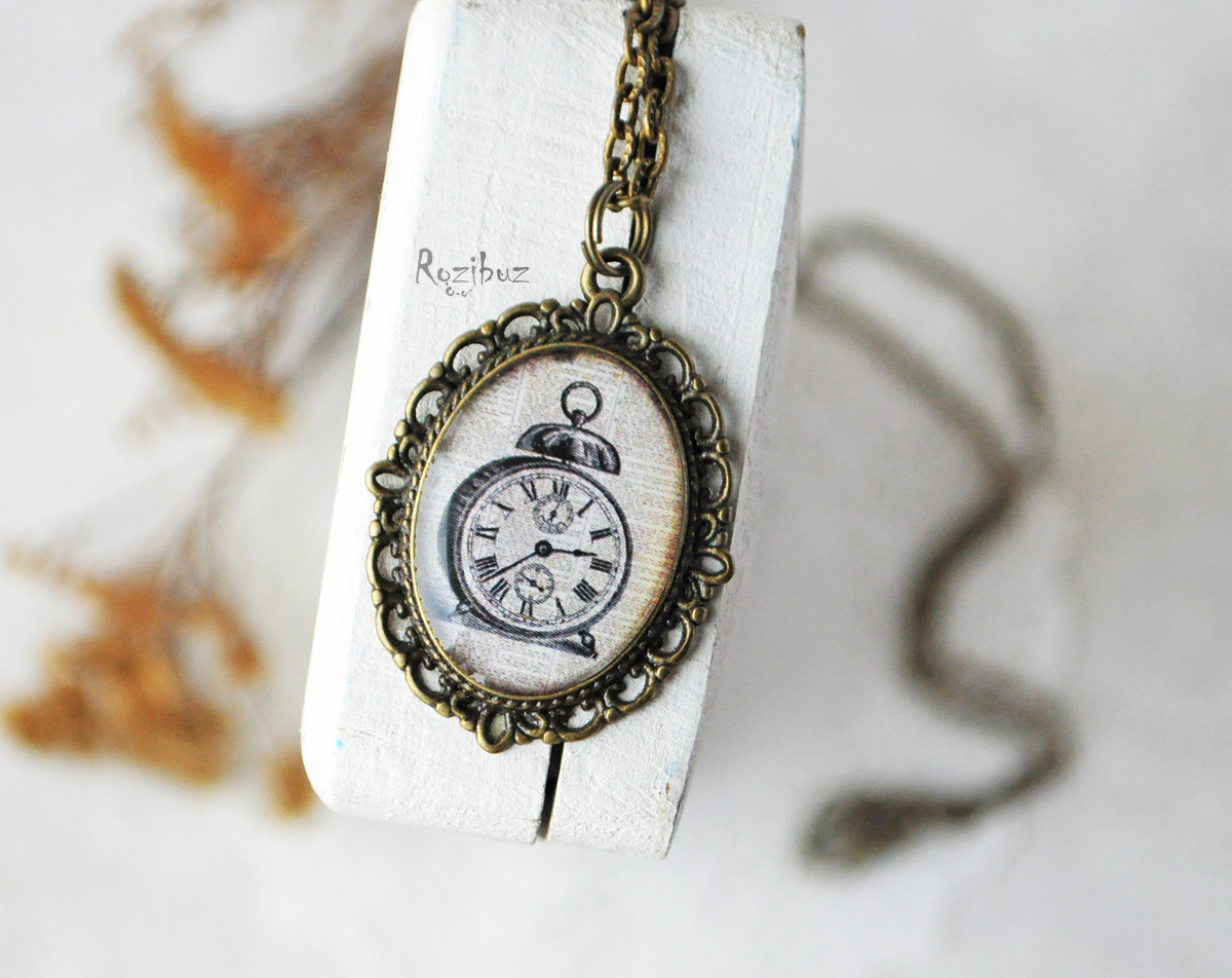 Будильник - винтажный кулон на длинной цепочке