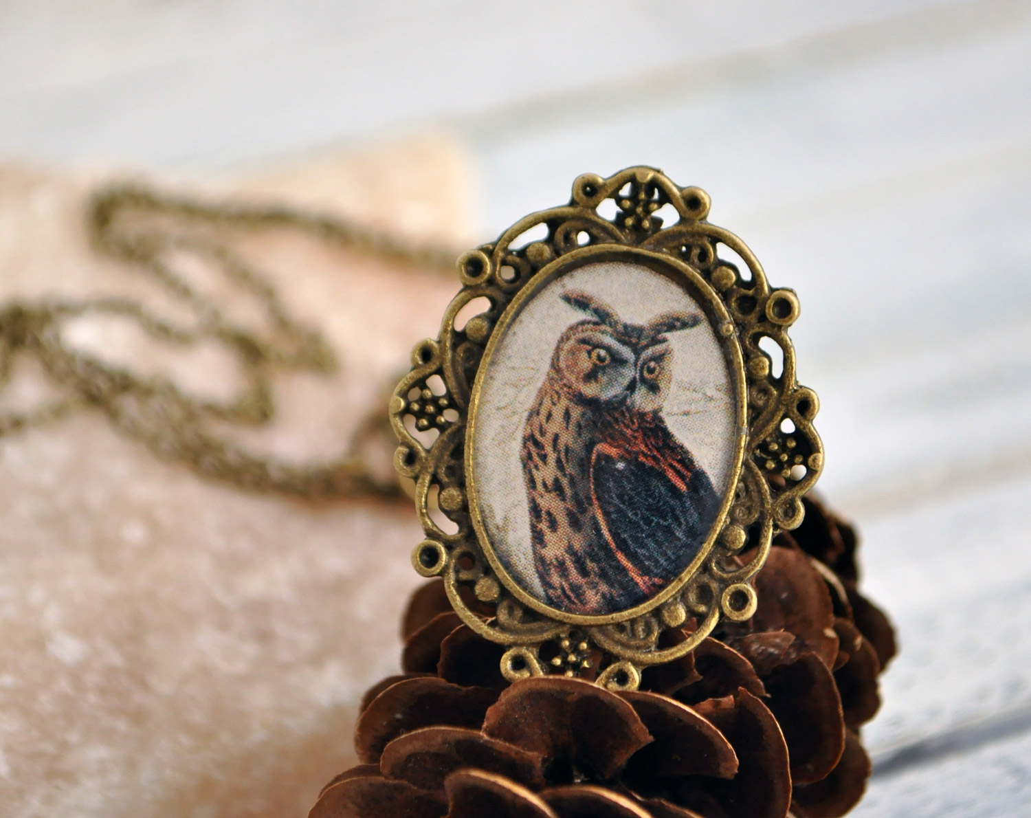 Филин - винтажный кулон на длинной цепочке