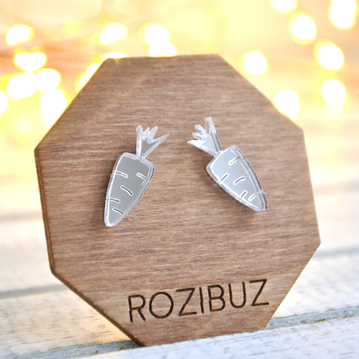 Зеркальные морковки - серьги-гвоздики зеркальные