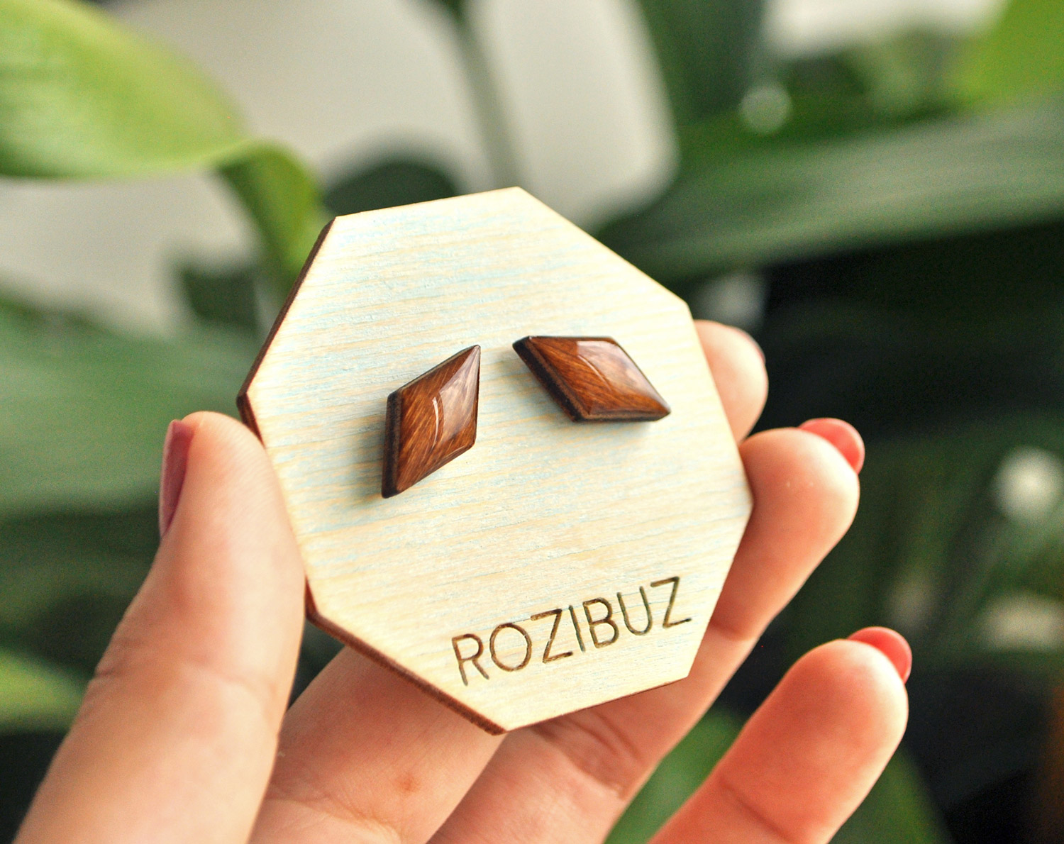 ромбы - серьги-гвоздики деревянные