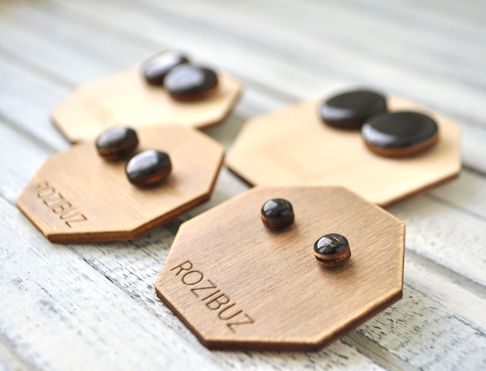 черный - круг - серьги-гвоздики разных размеров