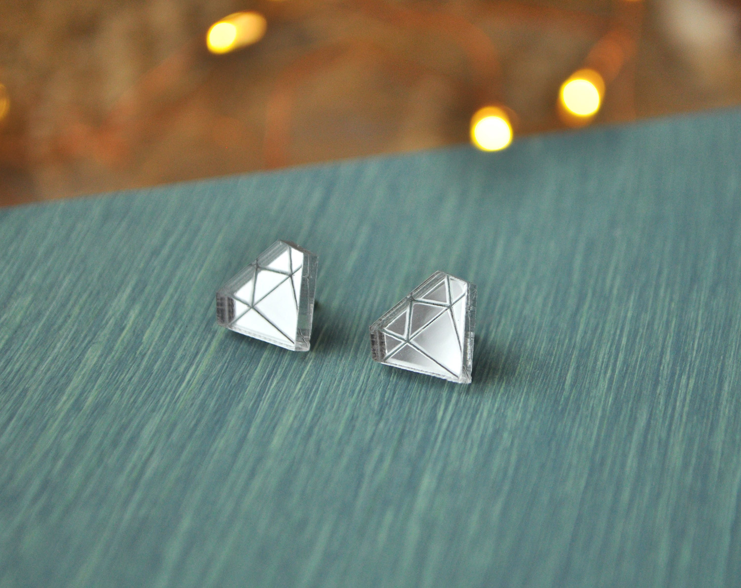 Алмазы - зеркальные броши на воротник рубашки