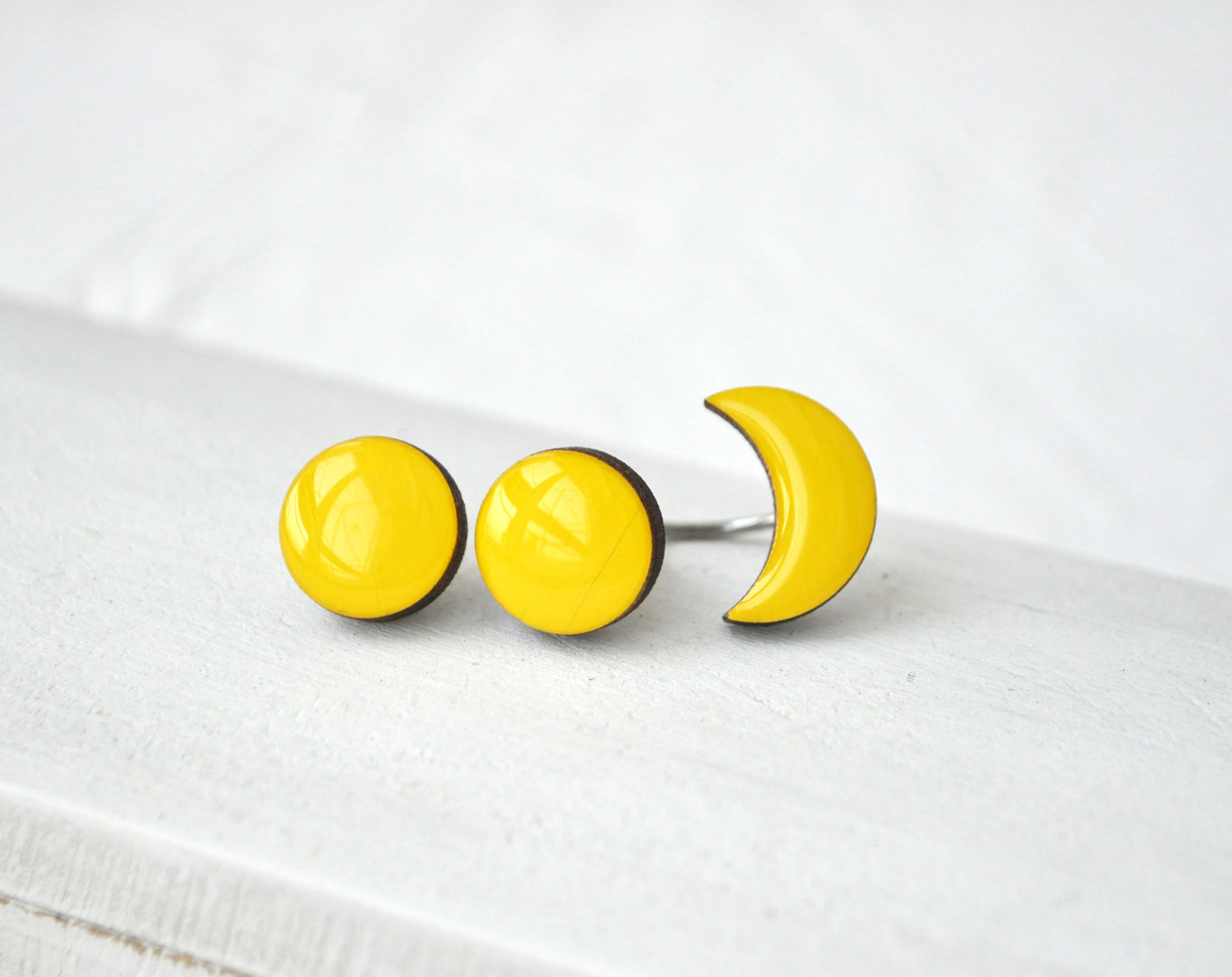 Гвоздики обманки деревянные "Луна малая"