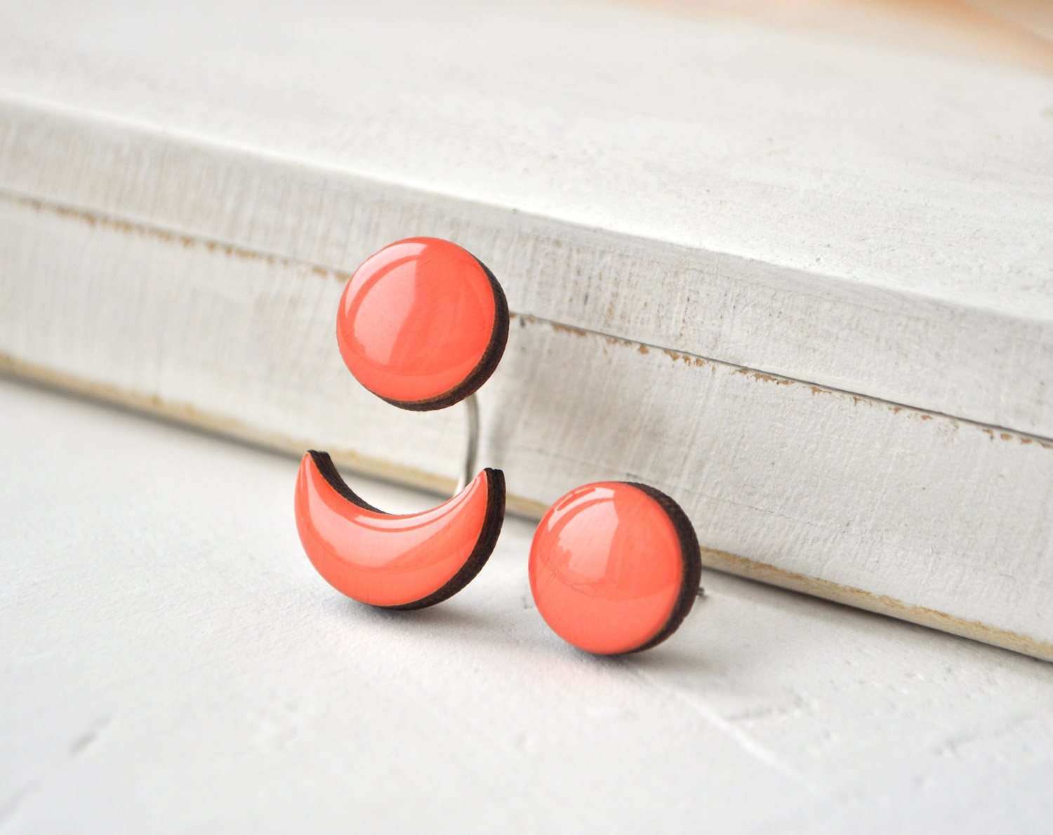 Гвоздики обманки деревянные "Луна малая"