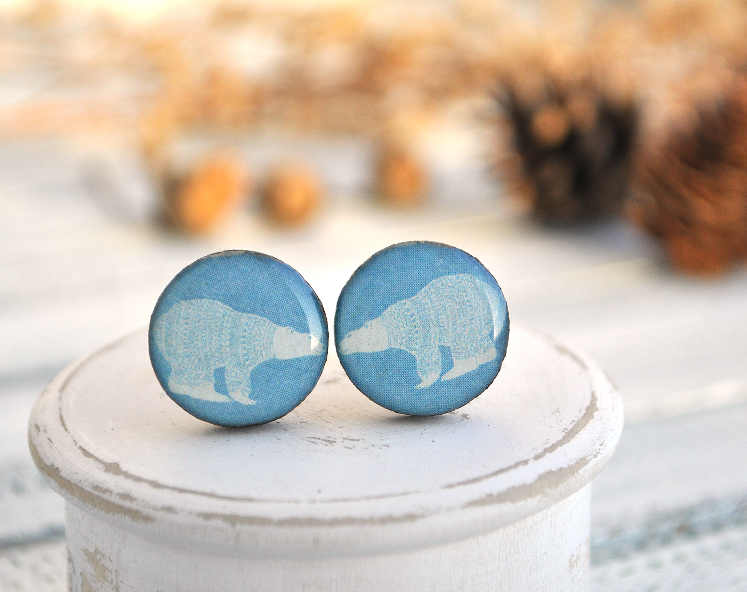 Медведь белый - деревянные запонки