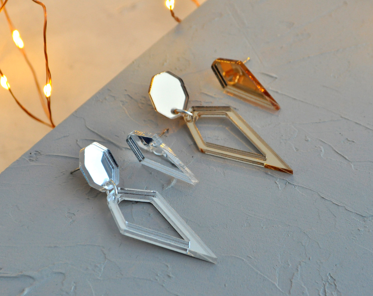 Зеркальная геометрия - капли малые - серьги зеркальные асимметричные