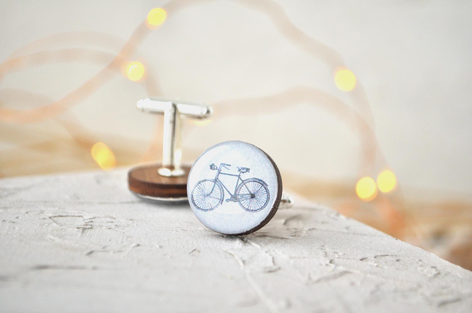 Велосипед - деревянные запонки