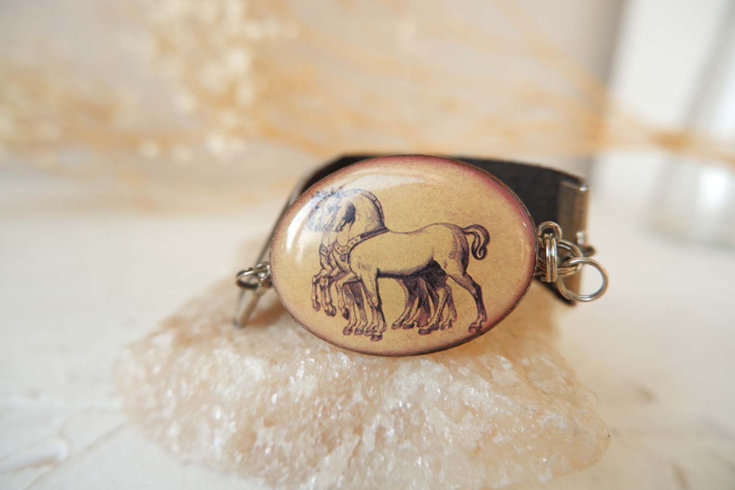 Кони - браслет