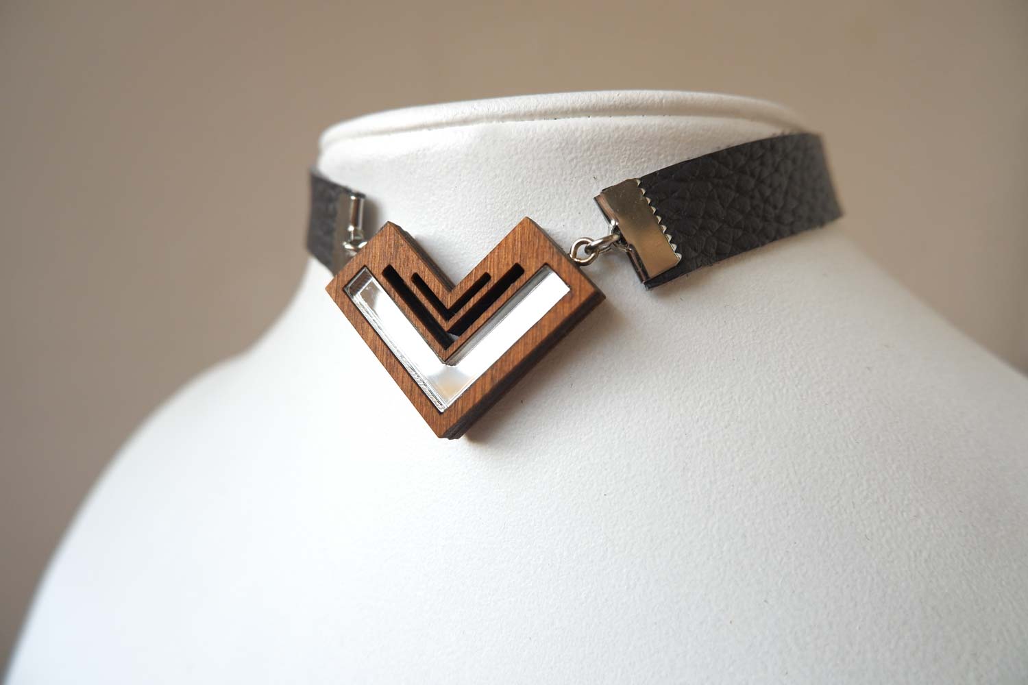 Сердечко - кожаный чекер