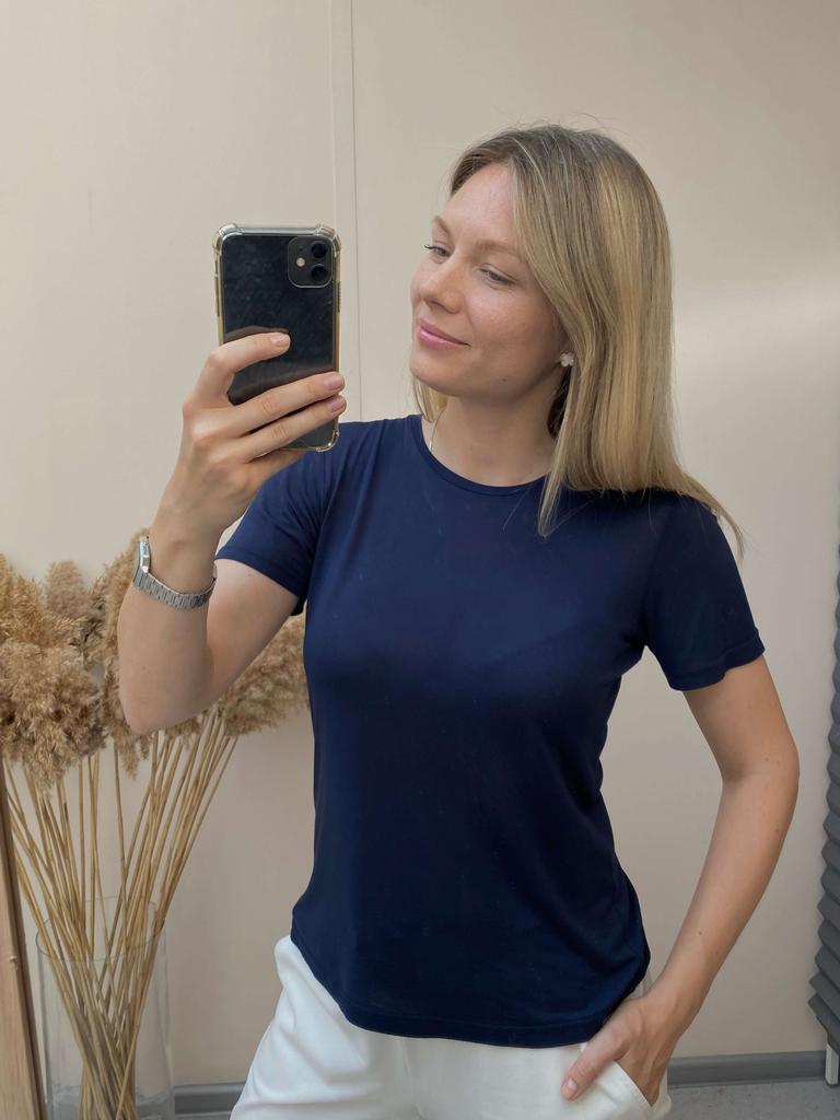 Блузка трикотажная из вискозы (темно-синяя)