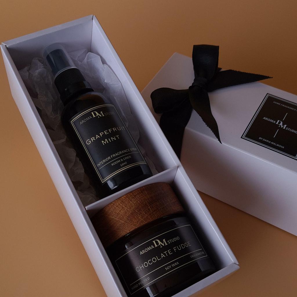 Подарочный бокс "аромасвеча + интерьерный спрей"