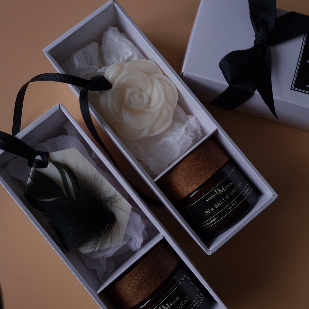 Подарочный бокс "аромасвеча  100мл + ароматическое саше"