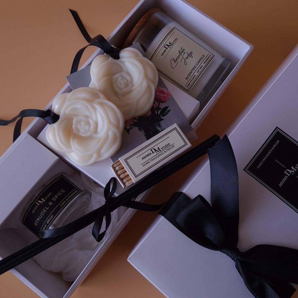 Большой подарочный бокс  "ароматическая свеча  + диффузор + саше"