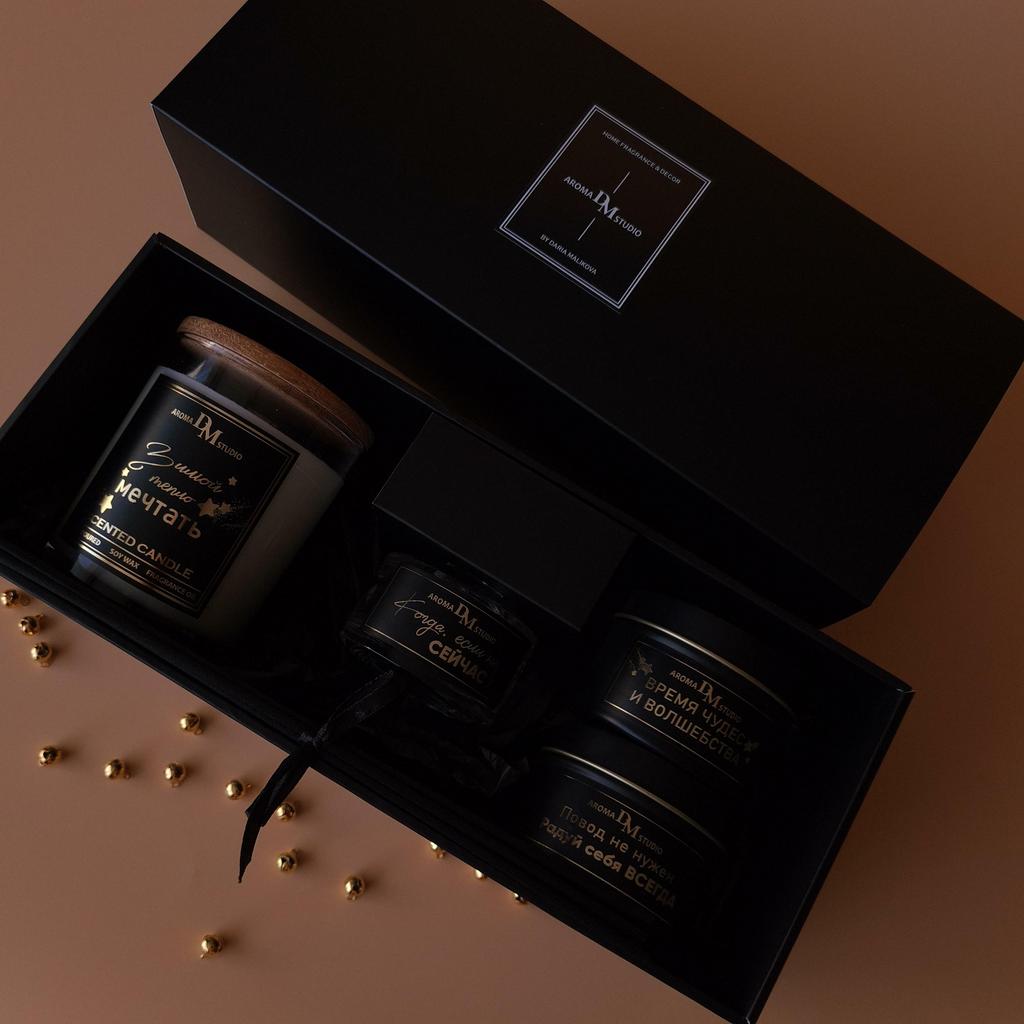 Подарочный бокс аромасвечей на Новый год "Black"