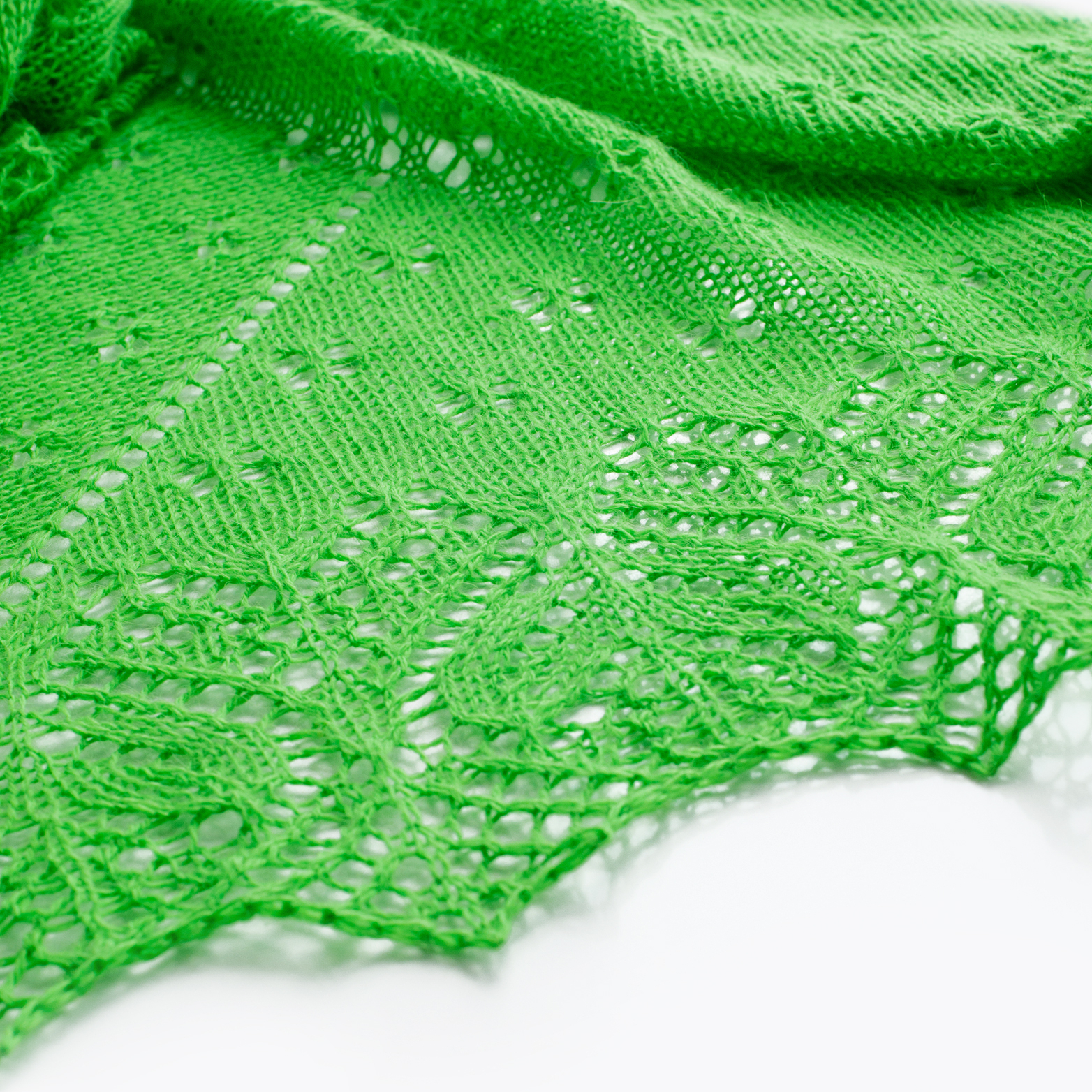 Описание по вязанию шали Энки