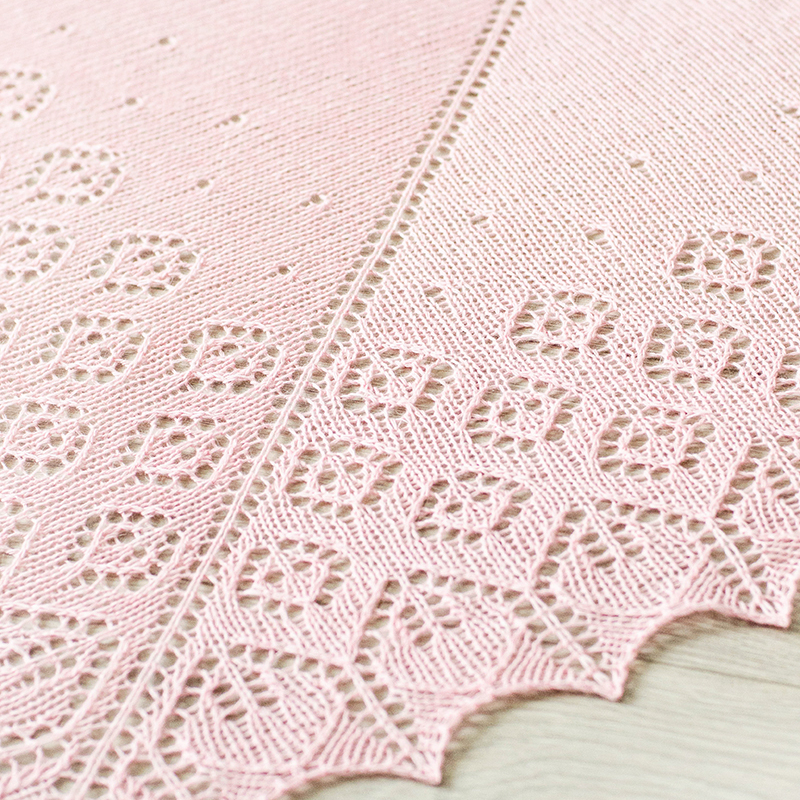 Описание по вязанию шали Рокисон