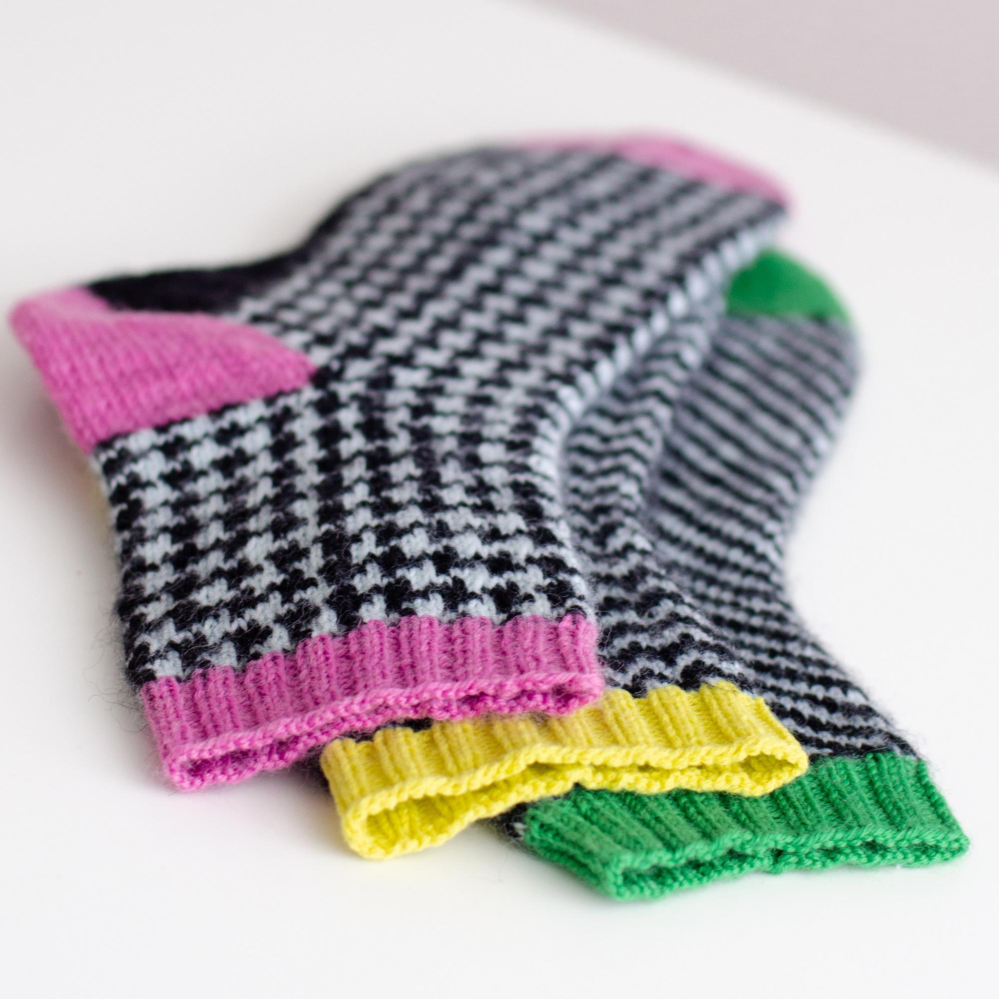 Описание по вязанию ноcков Диспер