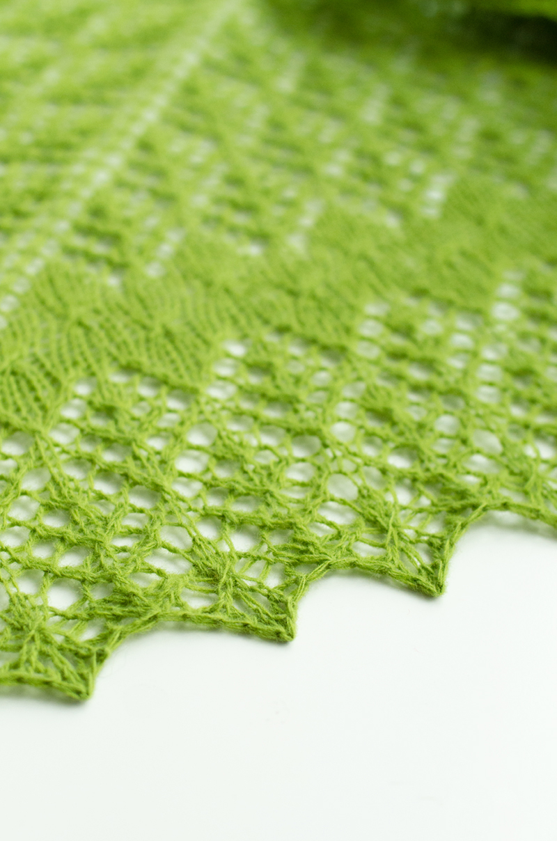 Описание по вязанию шали Леафеон