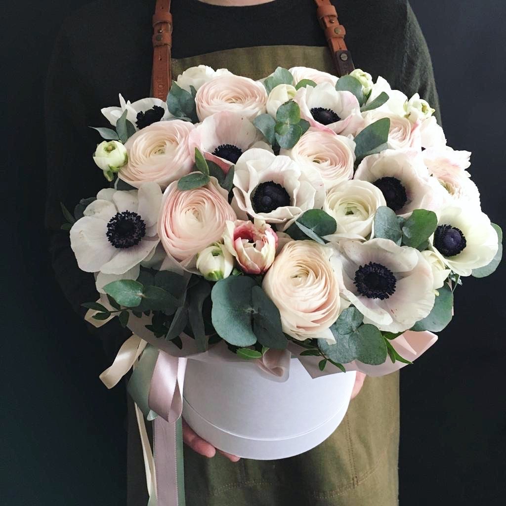 Ранункулюсы и анемоны