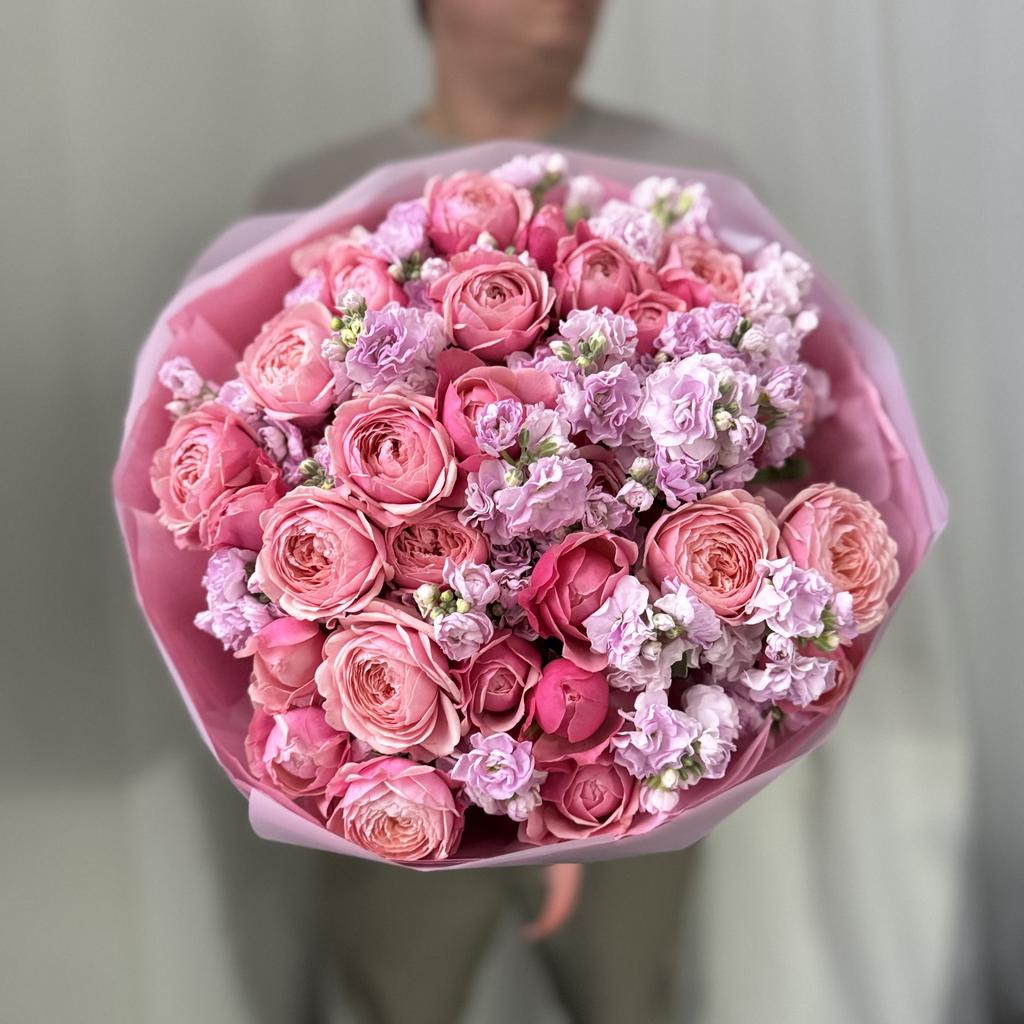 роза кустовая сильва пинк и розовая маттиола