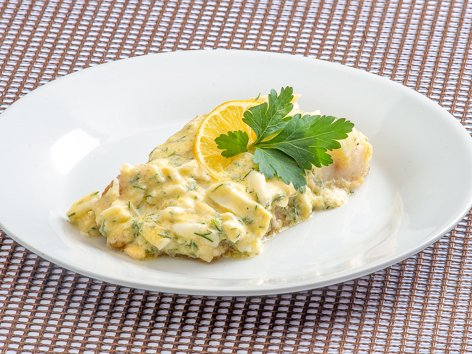 Филе трески с "Польским" соусом