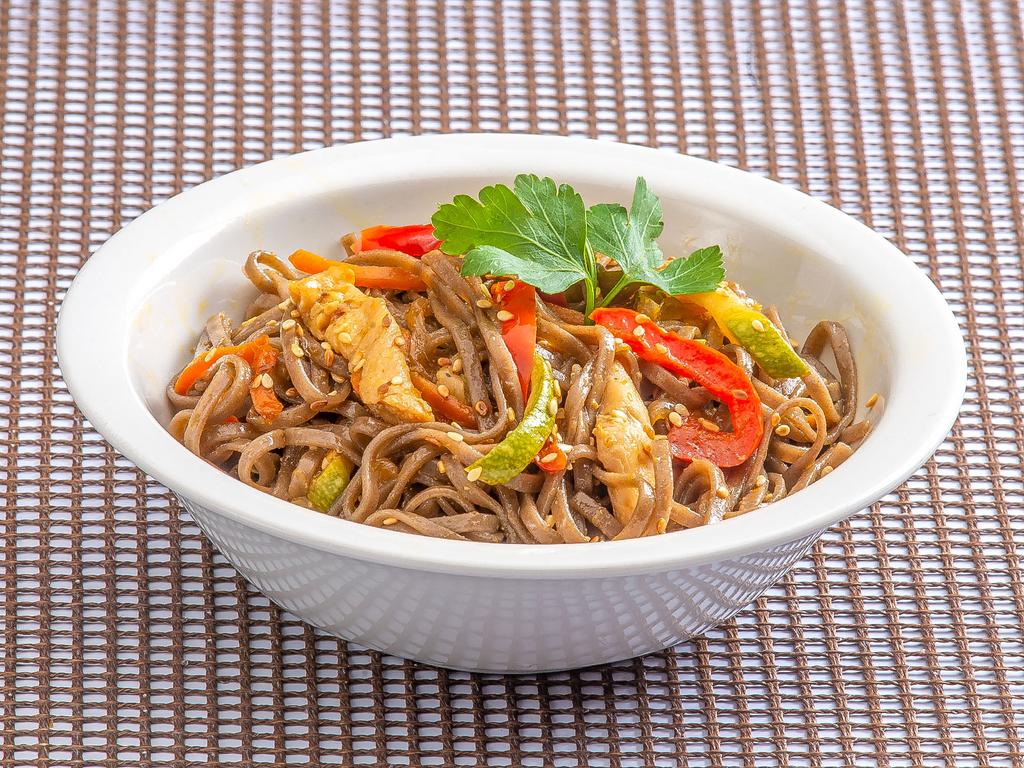 Удон с цыпленком