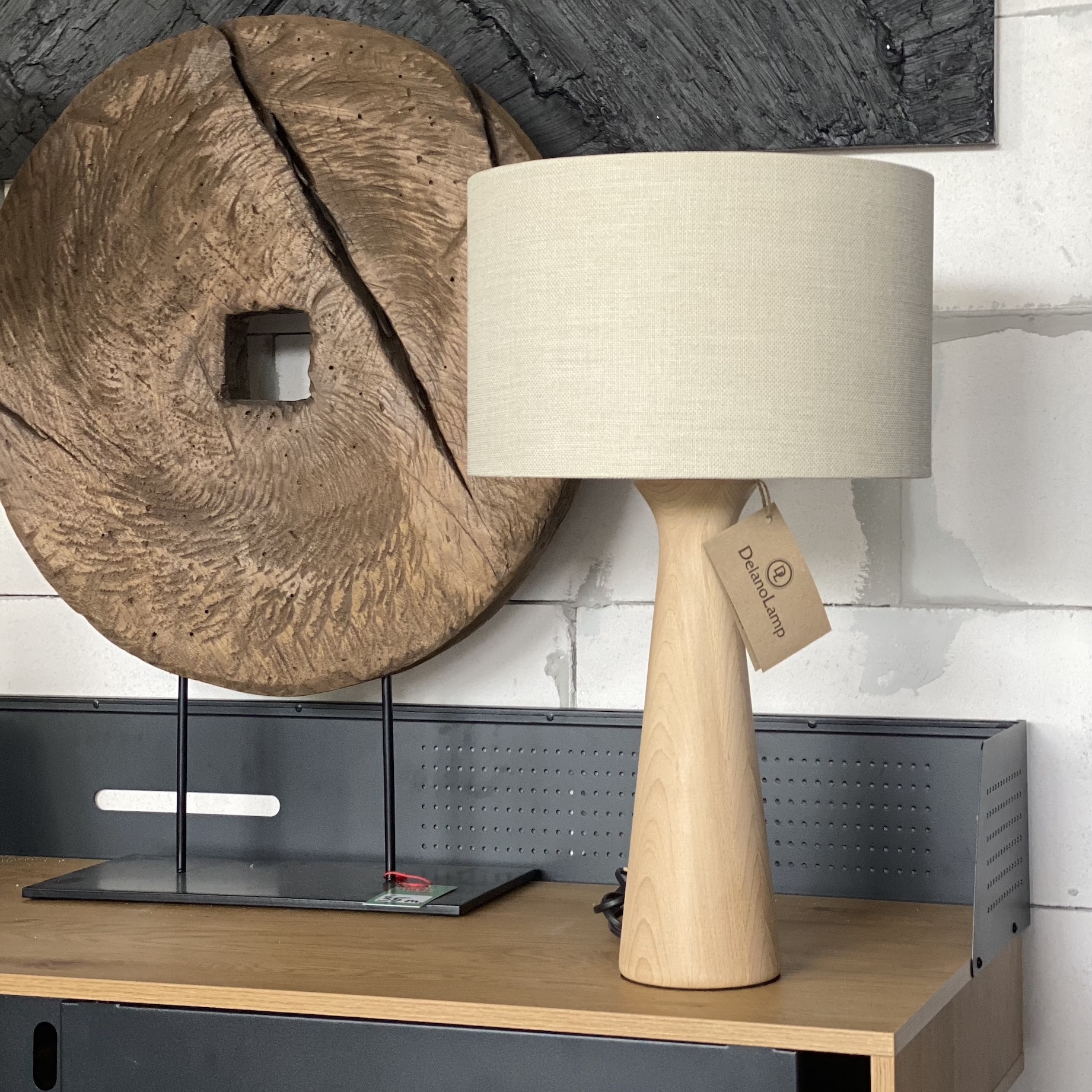 НАСТОЛЬНЫЙ СВЕТИЛЬНИК DL 005