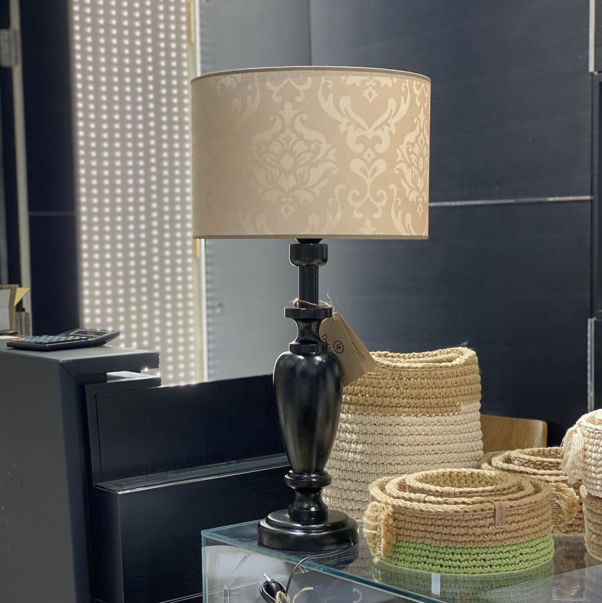 НАСТОЛЬНЫЙ СВЕТИЛЬНИК DL 001.1