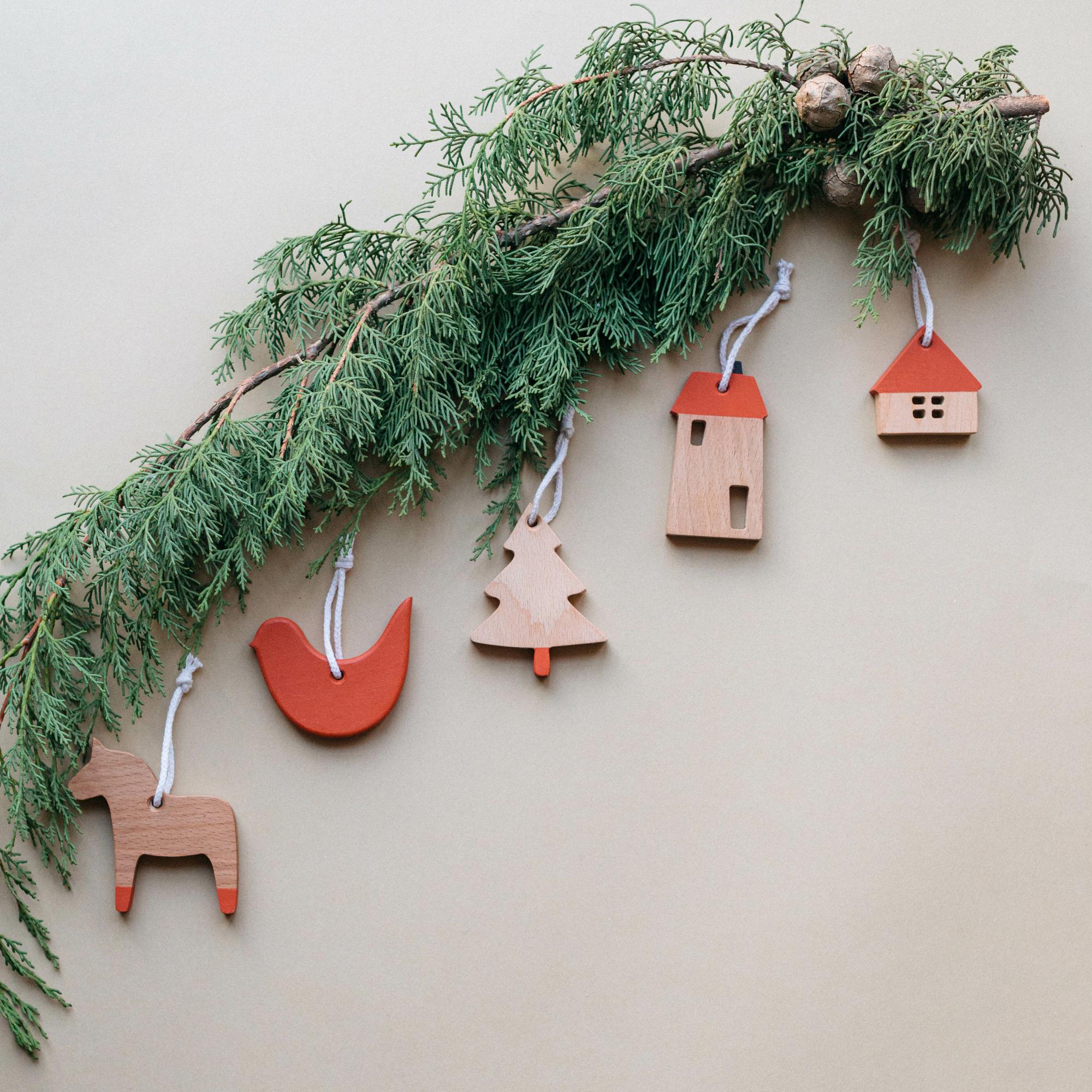 Набор деревянных елочных игрушек #2