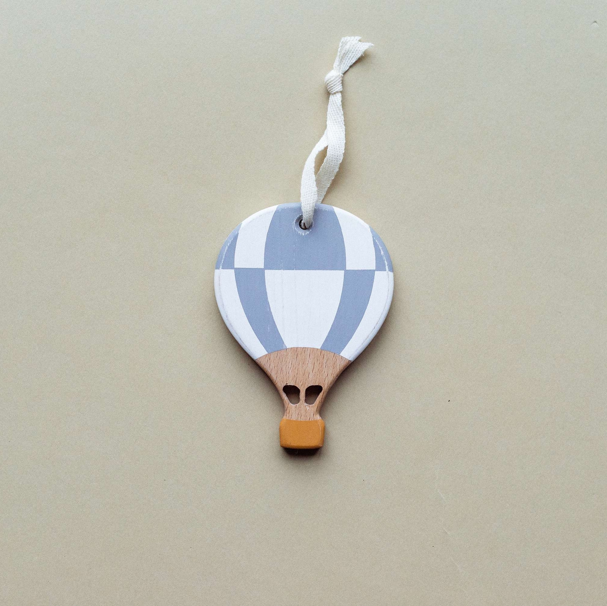 Воздушный шар Yashka & Derevyashka