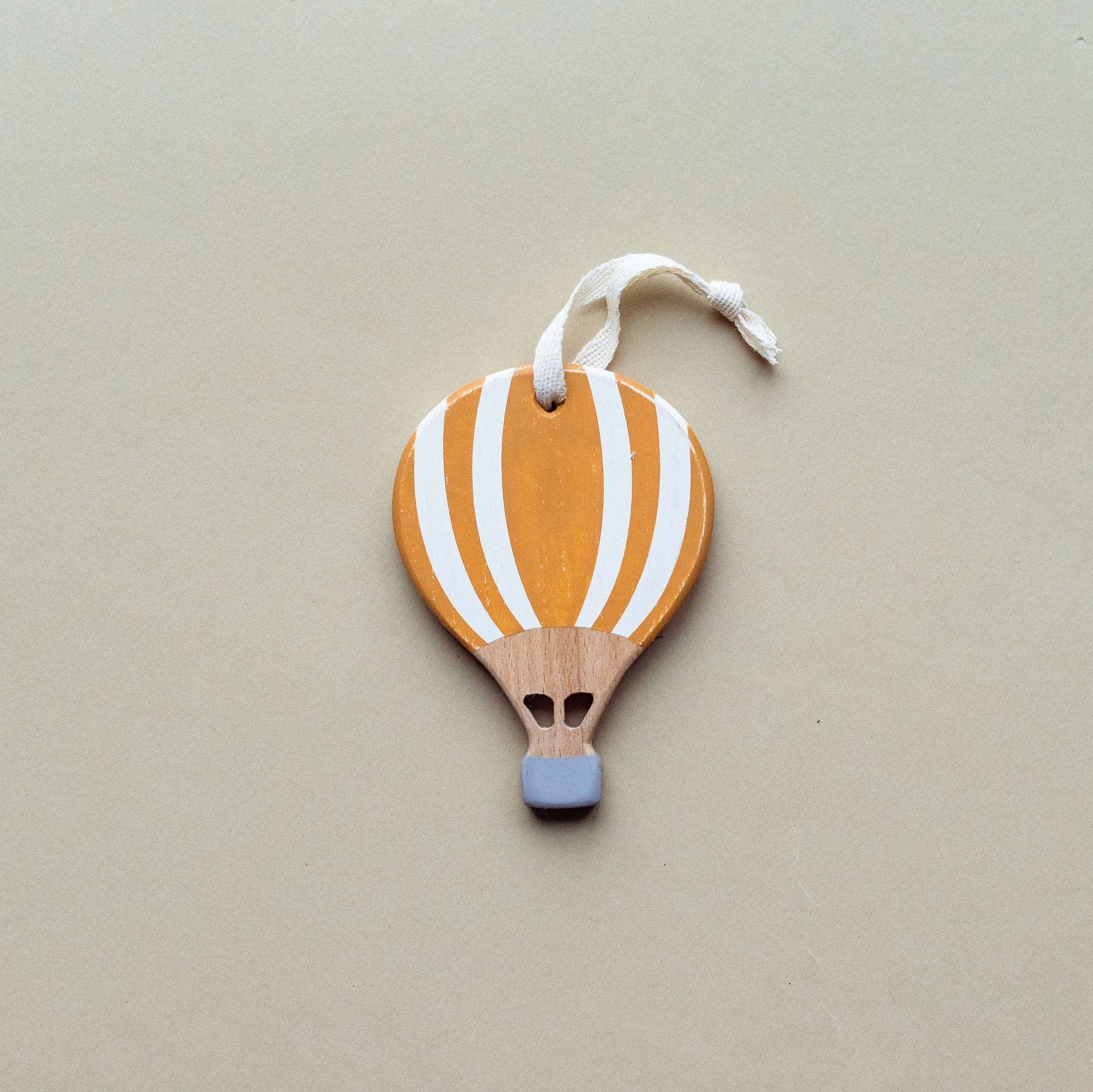 Воздушный шар Yashka & Derevyashka