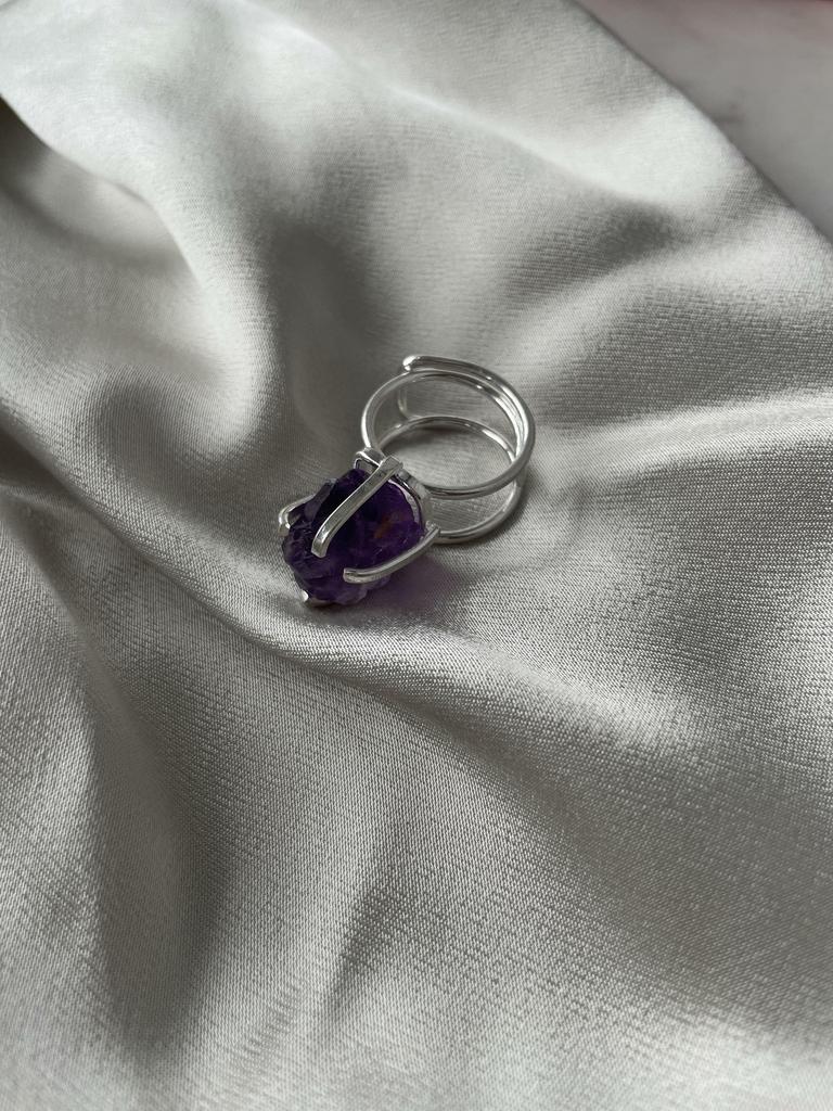 Кольцо с аметистом