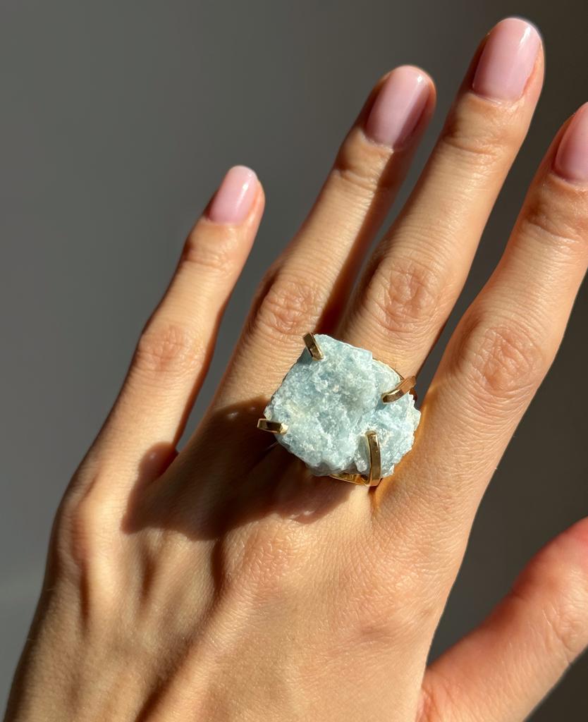 Кольцо кафф с  аквамарином