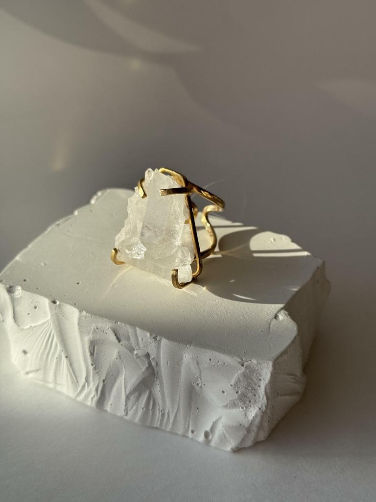 Кольцо с горным хрусталем