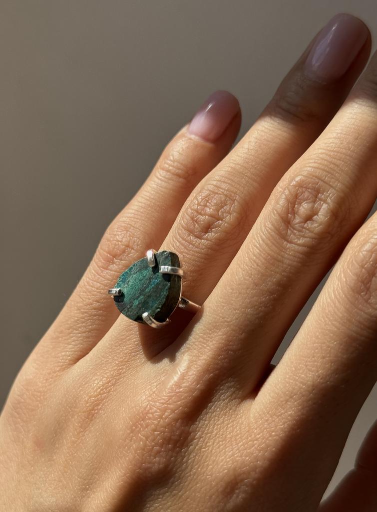 Кольцо с хризоколлой в форме капли 16 - 18 размер