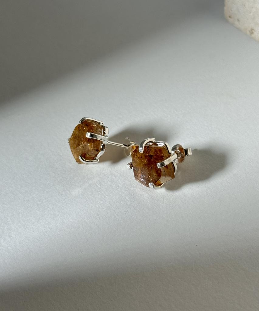 Серьги с шлифованным золотым кварцем