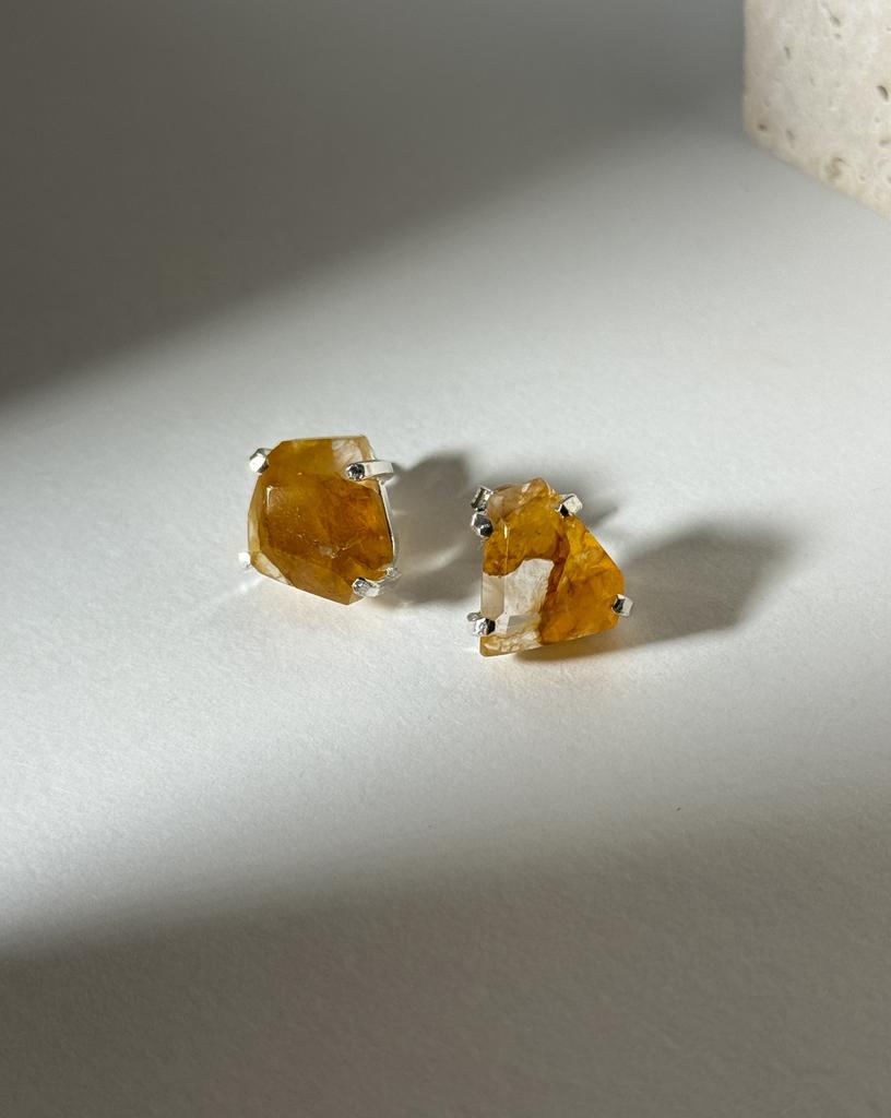 Серьги с шлифованным золотым кварцем