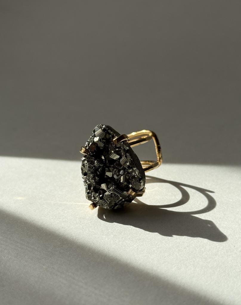 Кольцо  с пиритом