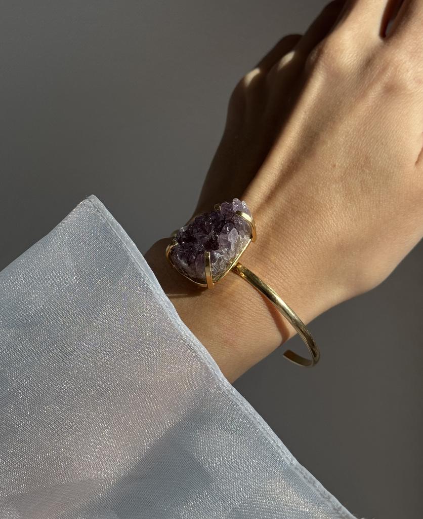 Браслет с крупным аметистом