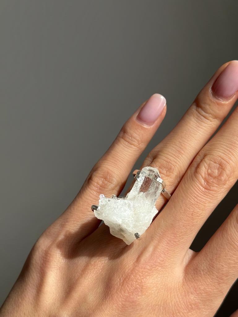 Кольцо с горным хрусталем 17,5 - 21 размер