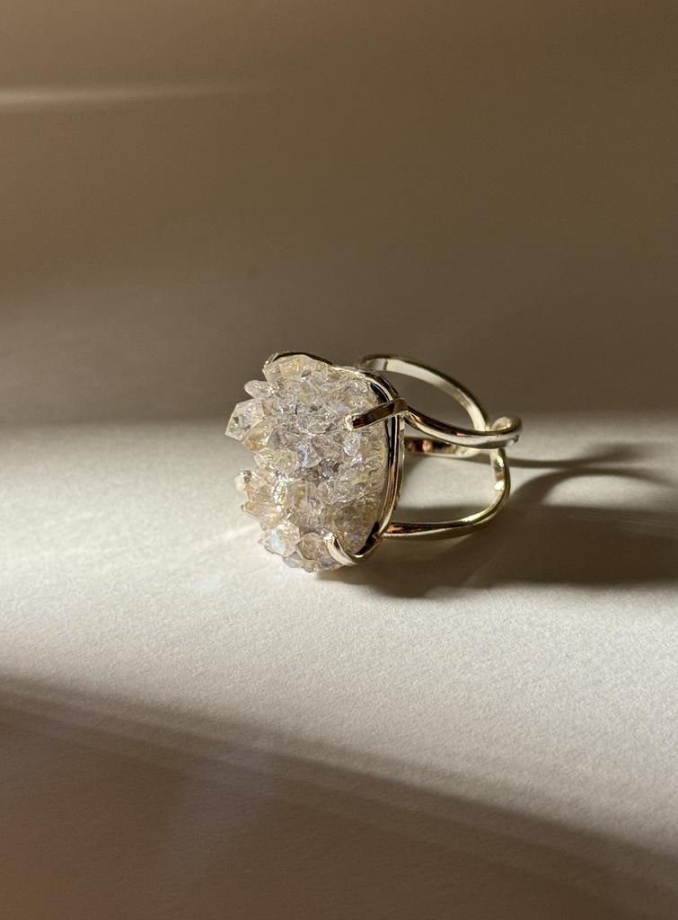 Кольцо с металлизированным агатом