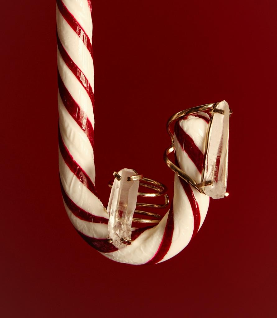 Кольцо с кристаллом горного хрусталя