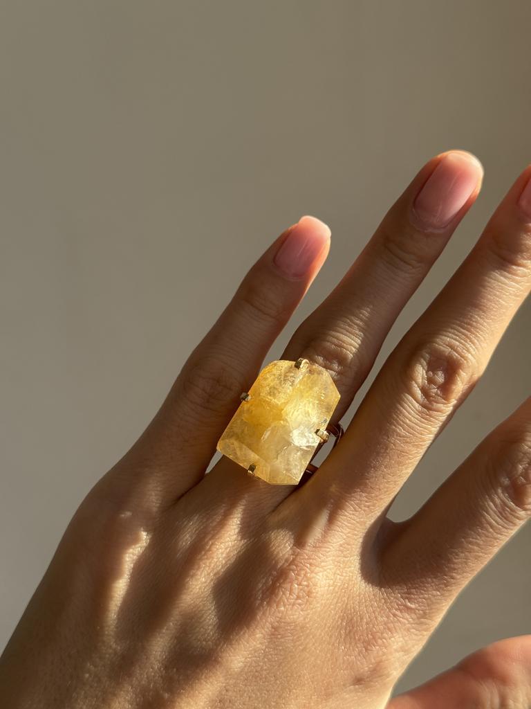 Кольцо с шлифованным цитрином