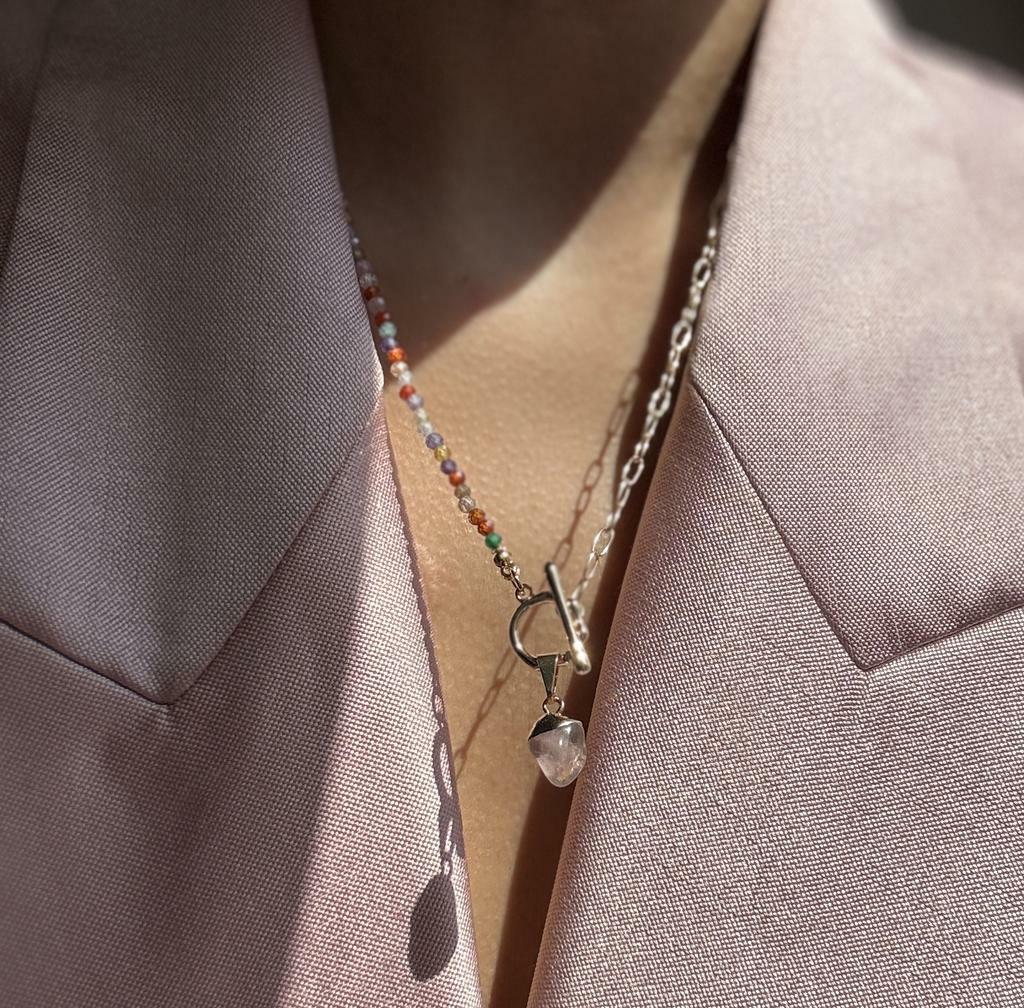 Колье с цветным цирконом и розовым кварцем